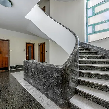 & Apartment *