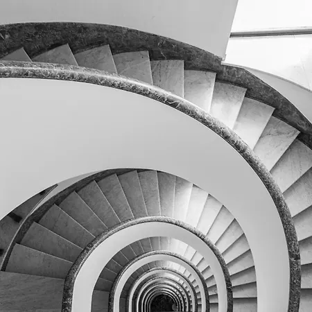 アパート & ローマ