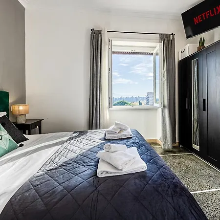 Apartment & *
