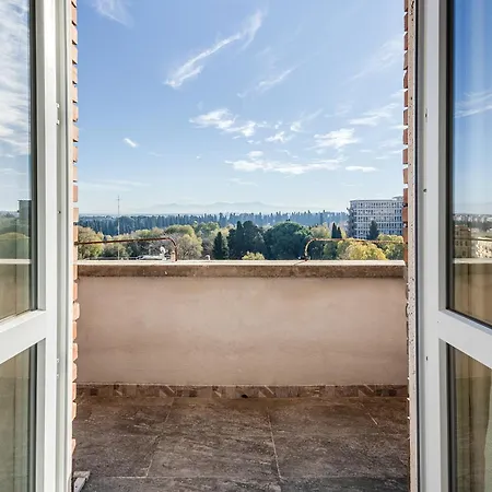Apartment & *